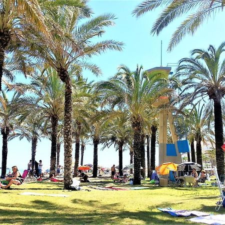 Апартаменты La Carihuela Los Nidos Торремолинос Экстерьер фото