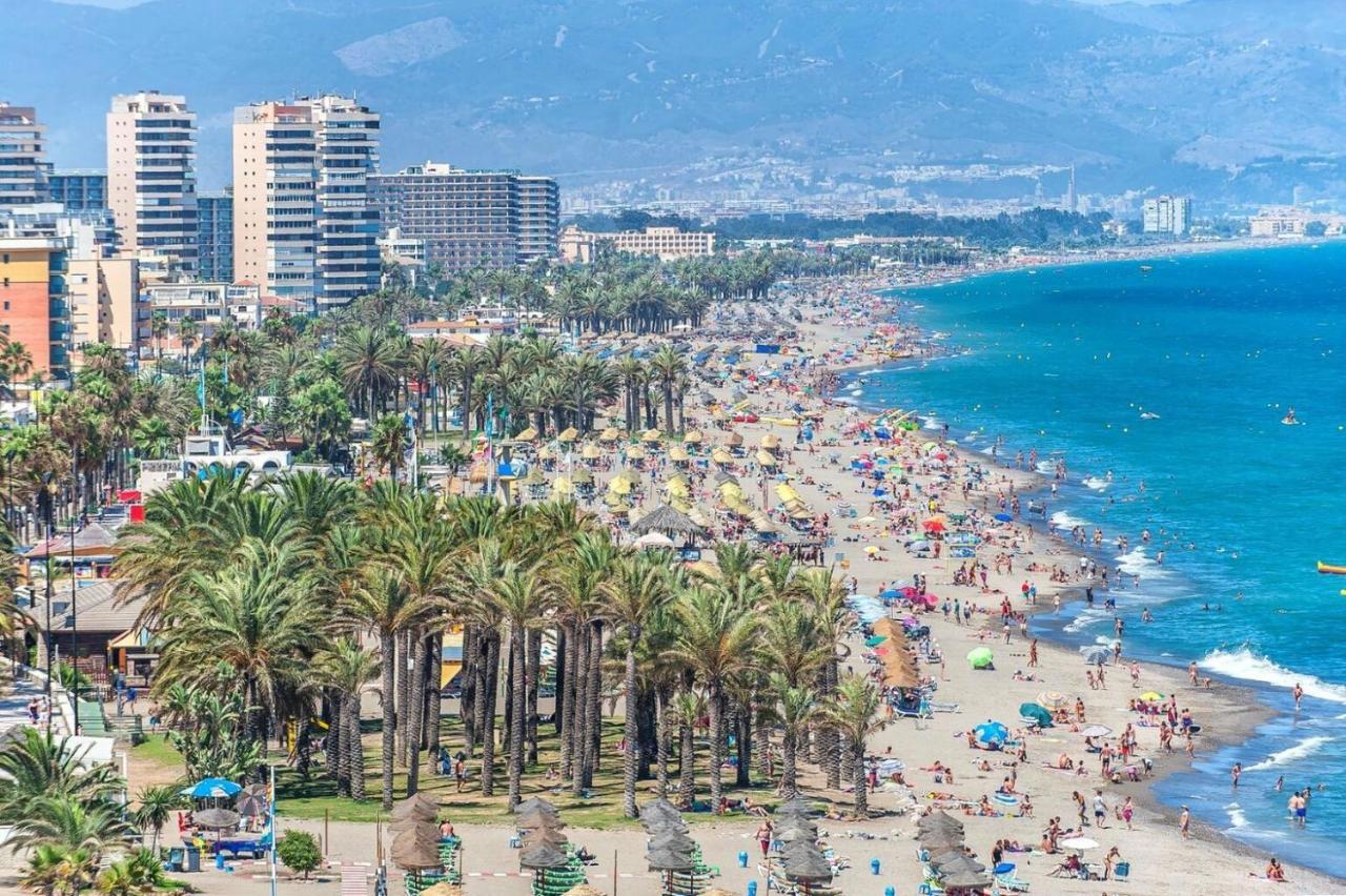Апартаменты La Carihuela Los Nidos Торремолинос Экстерьер фото